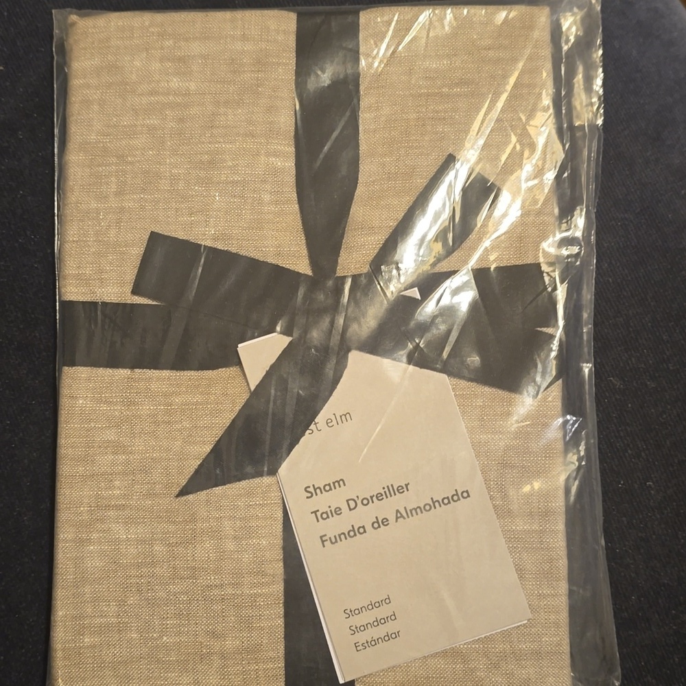 West Elm European Flax Linen Standart Sham,Retail Price $54.00US,Color Dark Flax - Picture 5 of 6